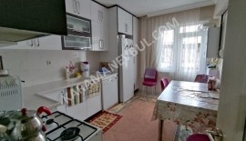 ÖZÇINAR GAYRİMENKUL'DEN MAHMUDİYE MAH. FIRSAT BAKIMLI DAİRE